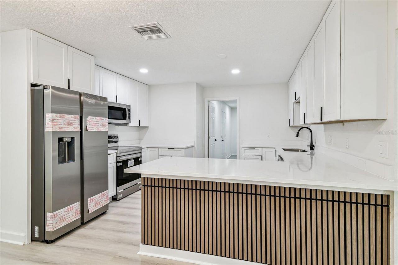 14810 N 30th Street, Lutz, FL 33559 Photo