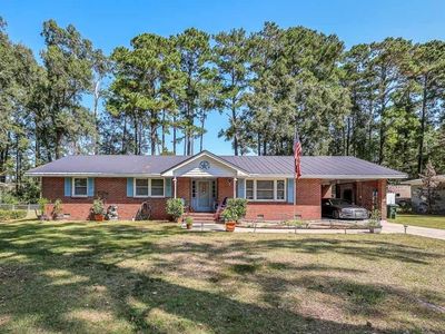 1704 Sherwood Dr., Conway, SC 29526