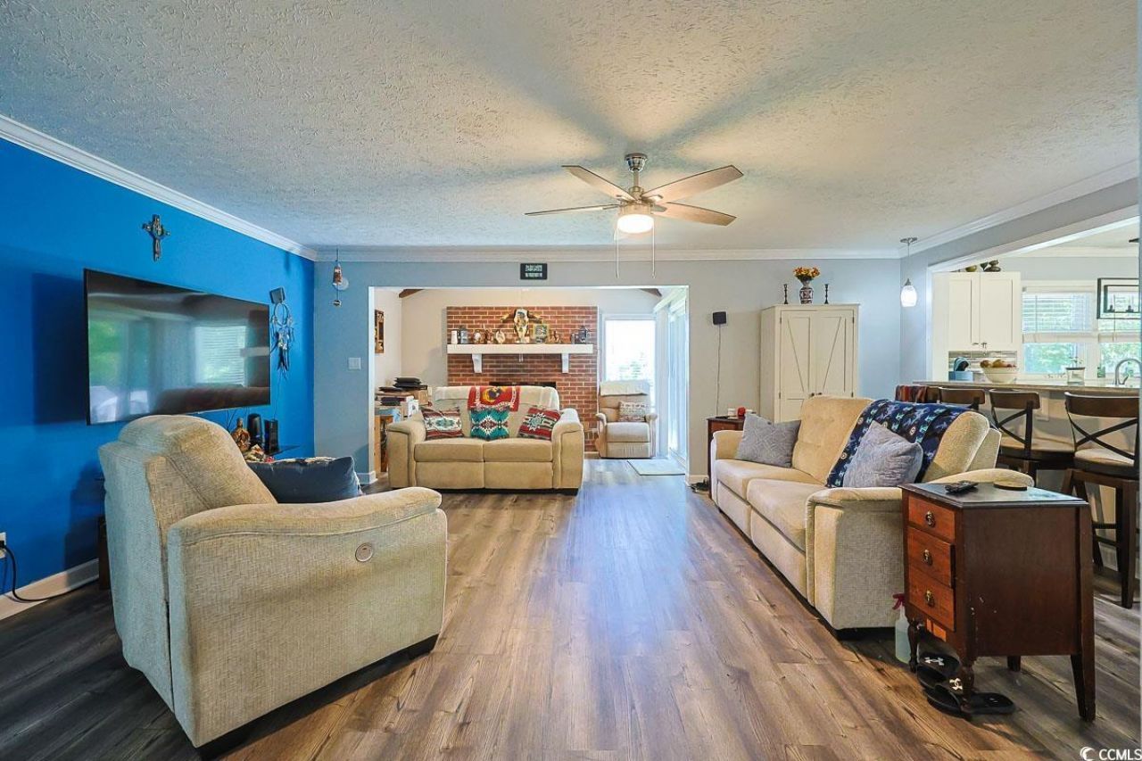 1704 Sherwood Dr. Photo 11