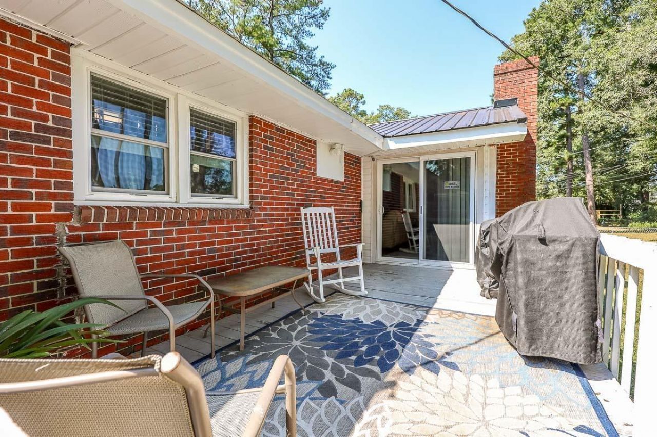 1704 Sherwood Dr. Photo 28