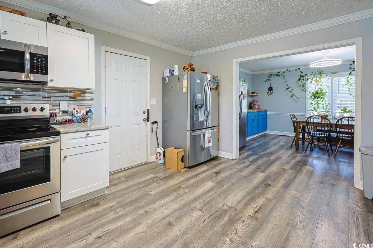 1704 Sherwood Dr. Photo 5