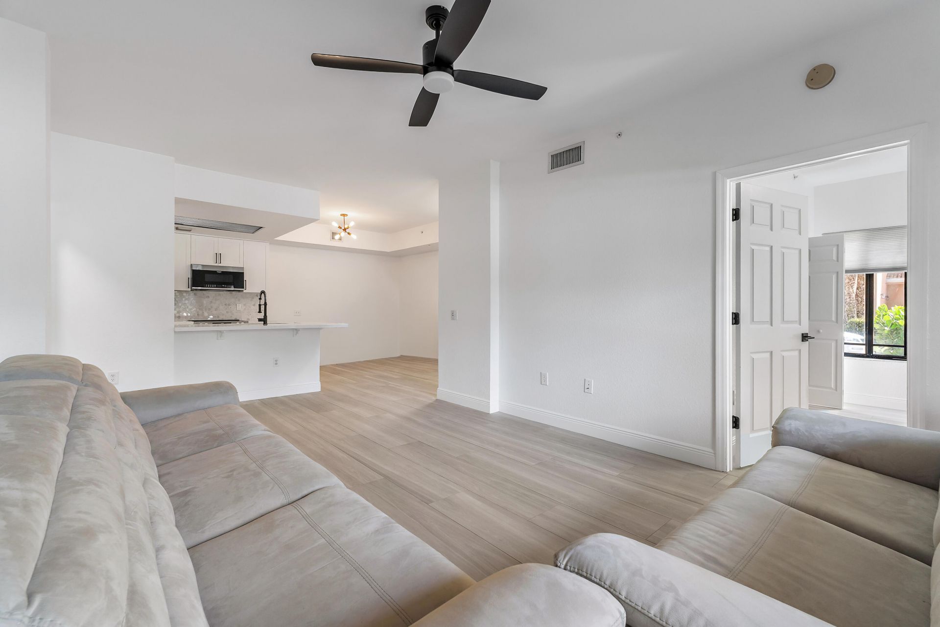 2807 Veronia Drive, Unit 107, Palm Beach Gardens, FL 33410 Photo