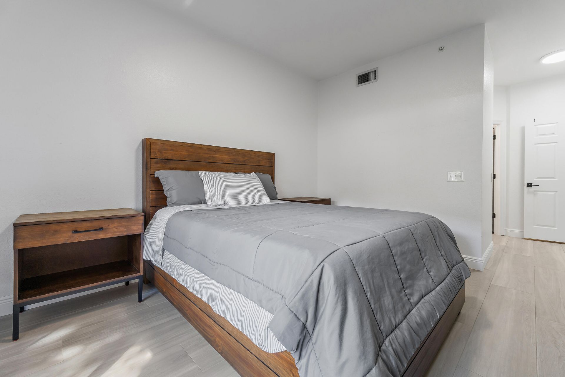 2807 Veronia Drive, Unit 107, Palm Beach Gardens, FL 33410 Photo