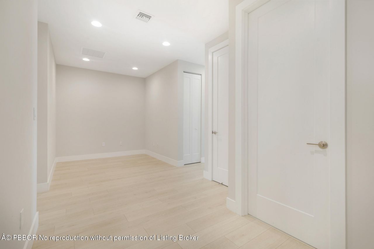 3764 Lambert Avenue, Unit 3764, West Palm Beach, FL 33405 Photo