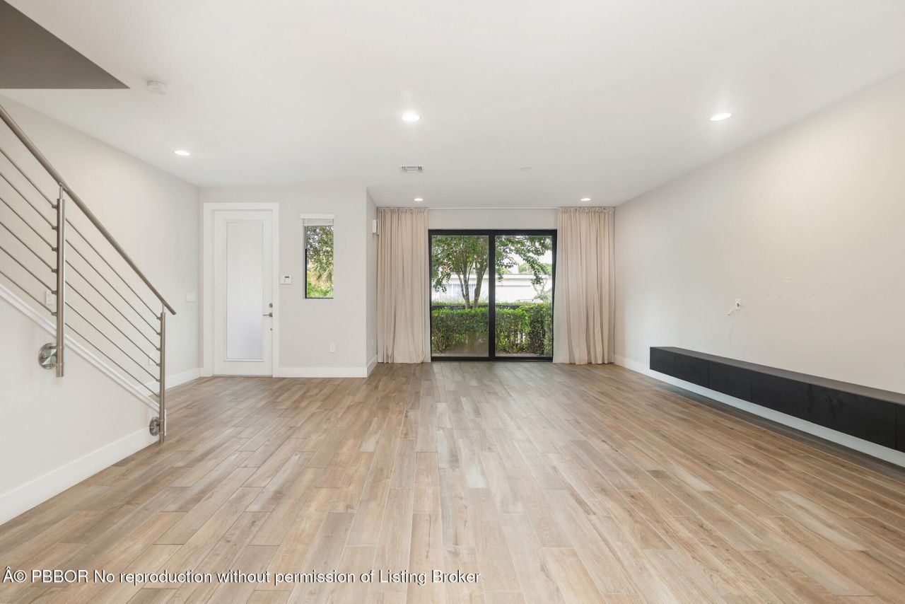 3764 Lambert Avenue, Unit 3764, West Palm Beach, FL 33405 Photo