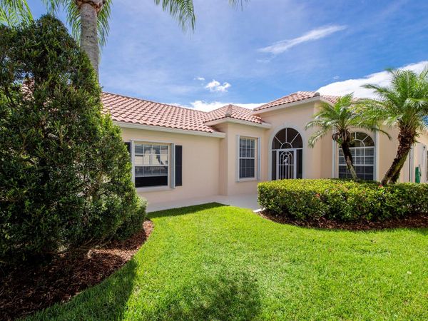 8784 SE Retreat Drive, Hobe Sound, FL 33455