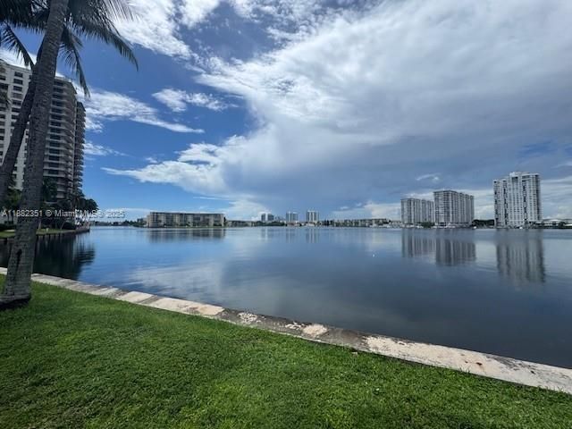 18181 NE 31st Ct, Unit 703, Aventura, FL 33160 Photo