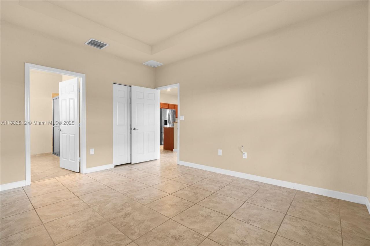 2401 NE 4th St, Homestead, FL 33033 Photo
