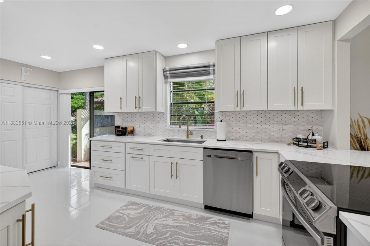 21695 Arriba Real, Boca Raton, FL 33433 Photo