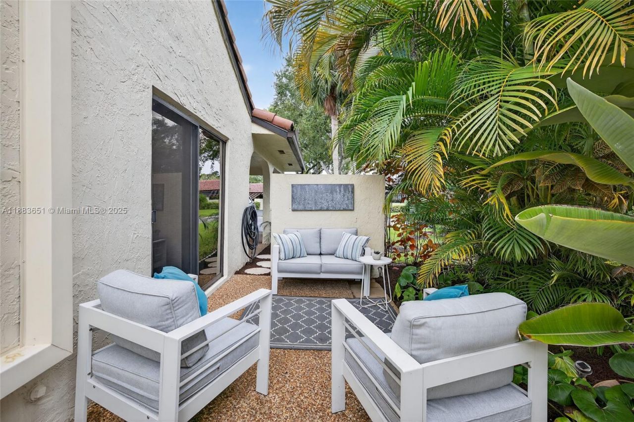 21695 Arriba Real, Boca Raton, FL 33433 Photo