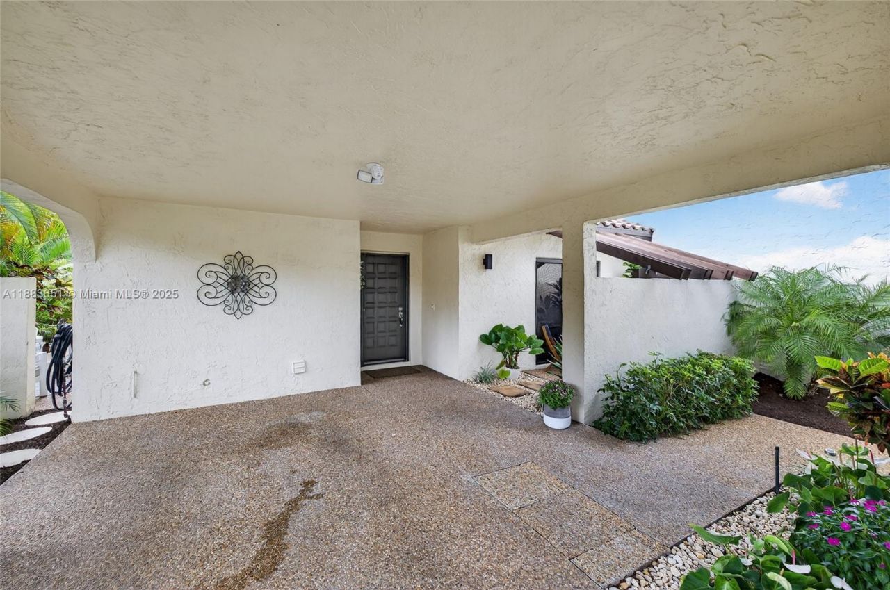 21695 Arriba Real, Boca Raton, FL 33433 Photo