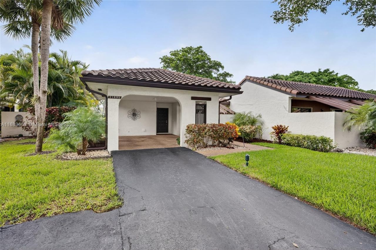 21695 Arriba Real, Boca Raton, FL 33433 Photo