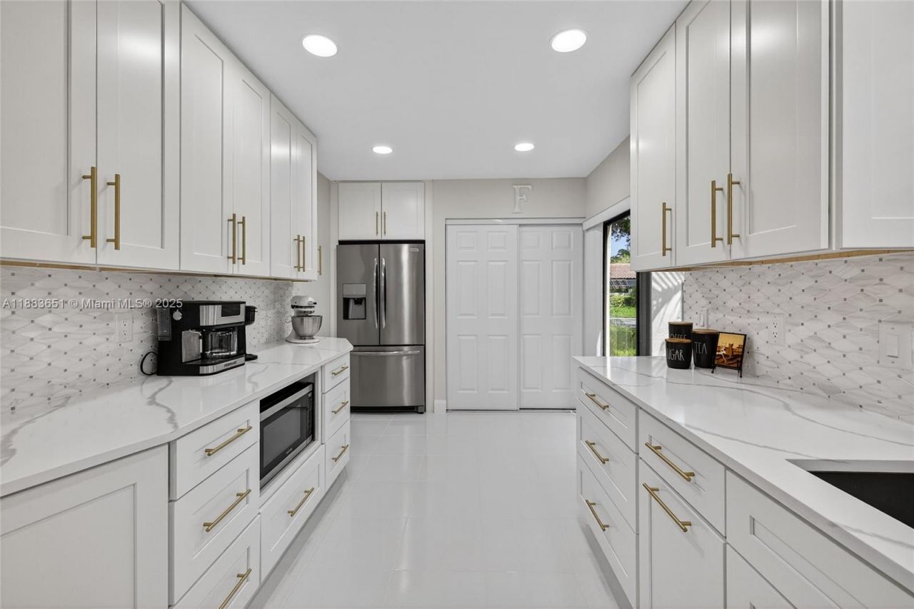 21695 Arriba Real, Boca Raton, FL 33433 Photo