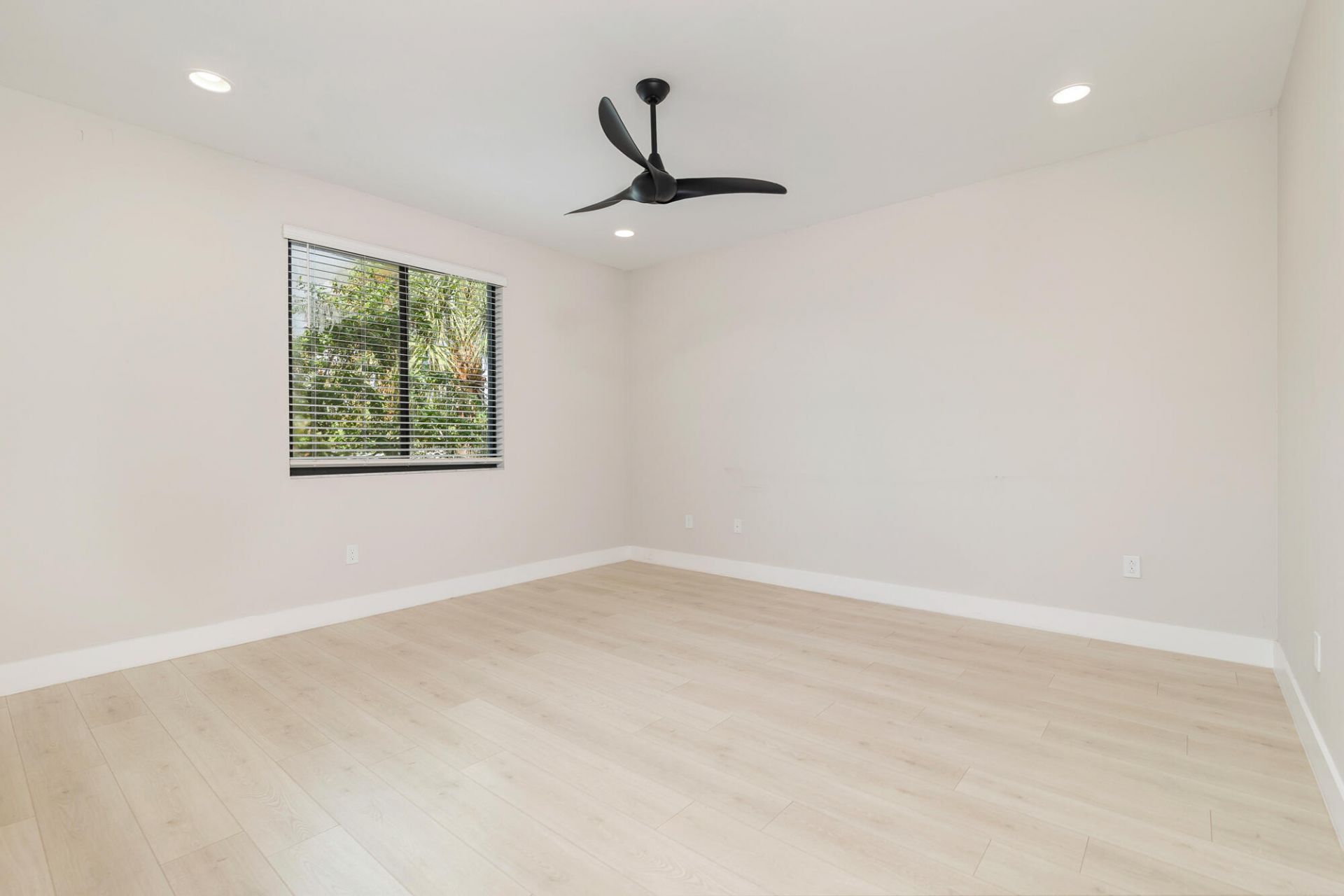 3764 Lambert Avenue, West Palm Beach, FL 33405 Photo