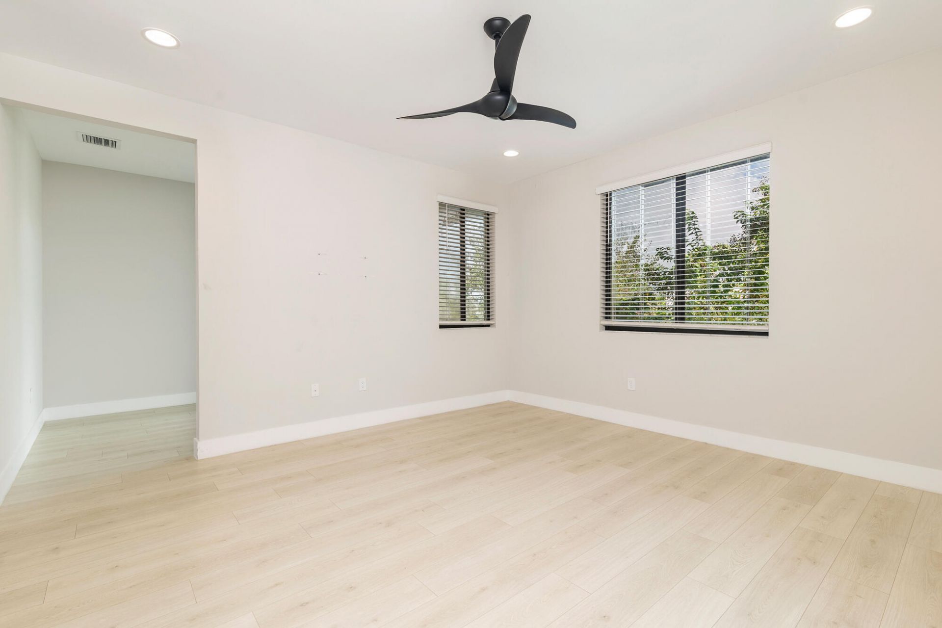 3764 Lambert Avenue, West Palm Beach, FL 33405 Photo