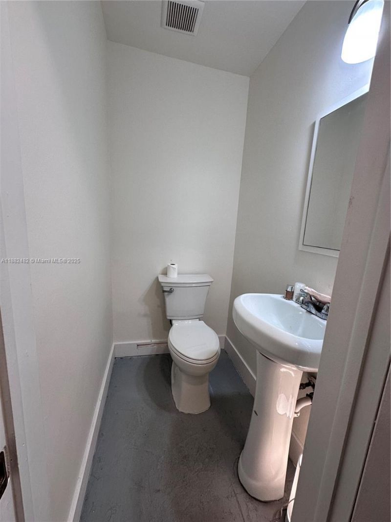 2270 SW 46th Ct, Dania Beach, FL 33312 Photo