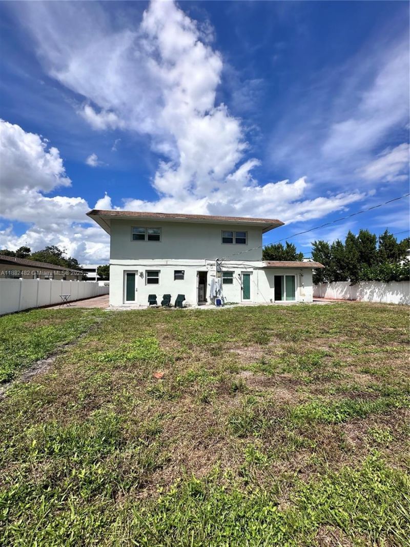 2270 SW 46th Ct, Dania Beach, FL 33312 Photo