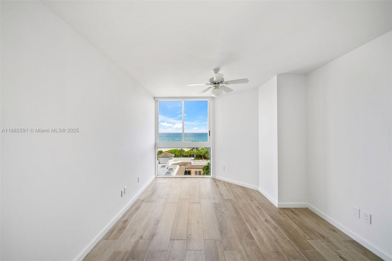 4779 Collins Ave, Unit 501, Miami Beach, FL 33140 Photo