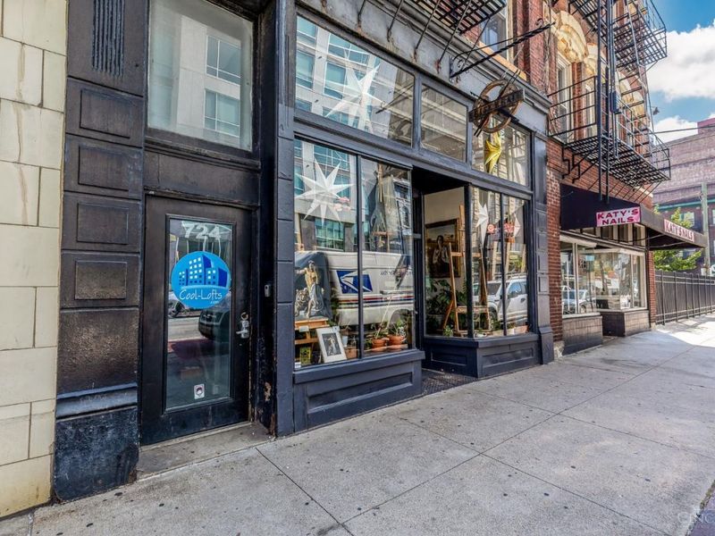 720 Main Street, Unit 4, Cincinnati, OH 45202 Photo 2