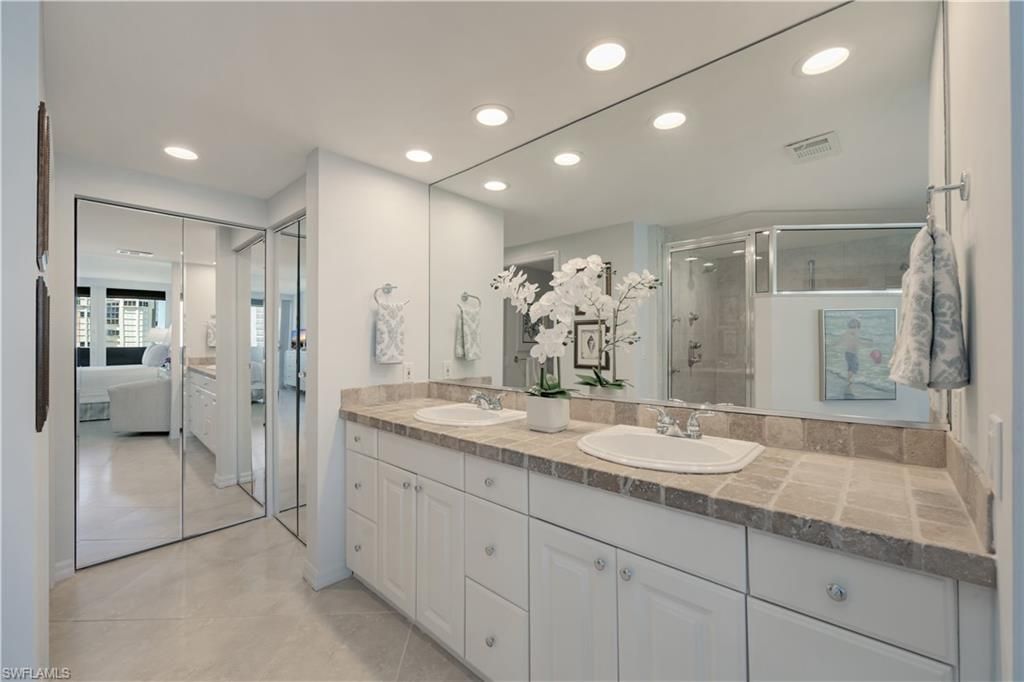 4005 Gulf Shore Blvd N, Unit 705, Naples, FL 34103 Photo