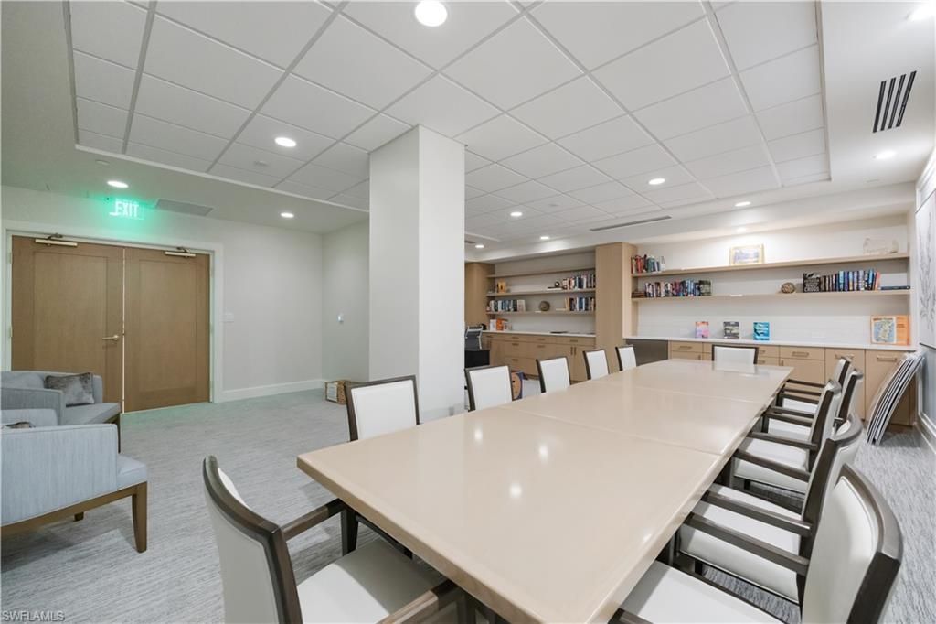 4005 Gulf Shore Blvd N, Unit 705, Naples, FL 34103 Photo