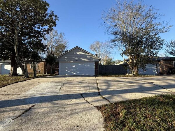 18674 Jefferson Hwy, Saint George, LA 70817