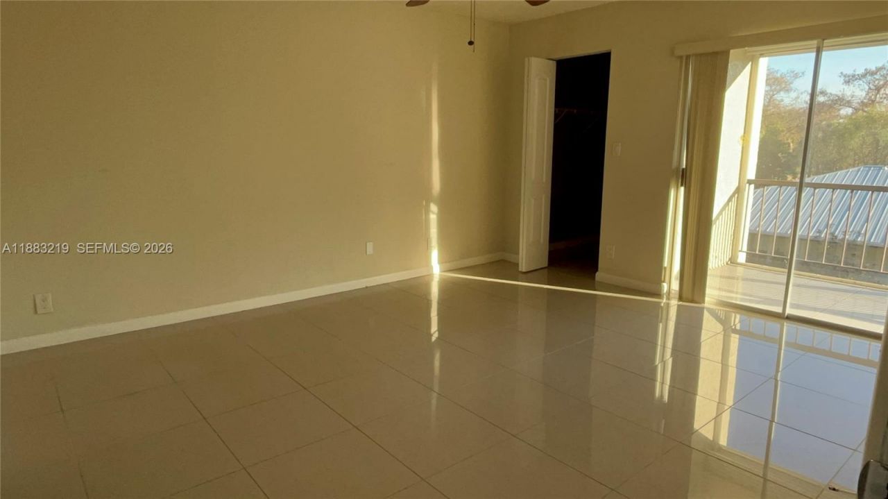 6200 NW 44th St, Unit 312, Lauderhill, FL 33319 Photo