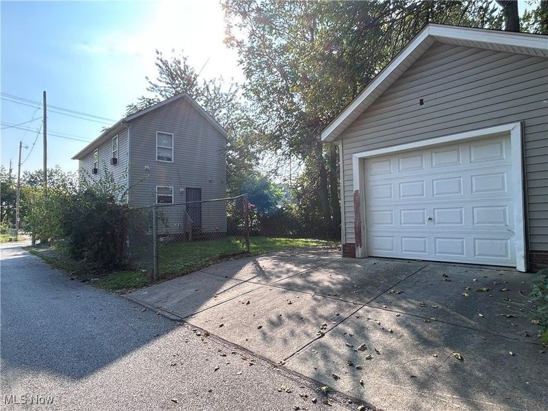 1190 E 112th Street, Cleveland, OH 44108 Photo 3