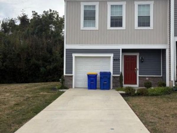 410 MAPLE RUN DRIVE, YORK, PA 17404