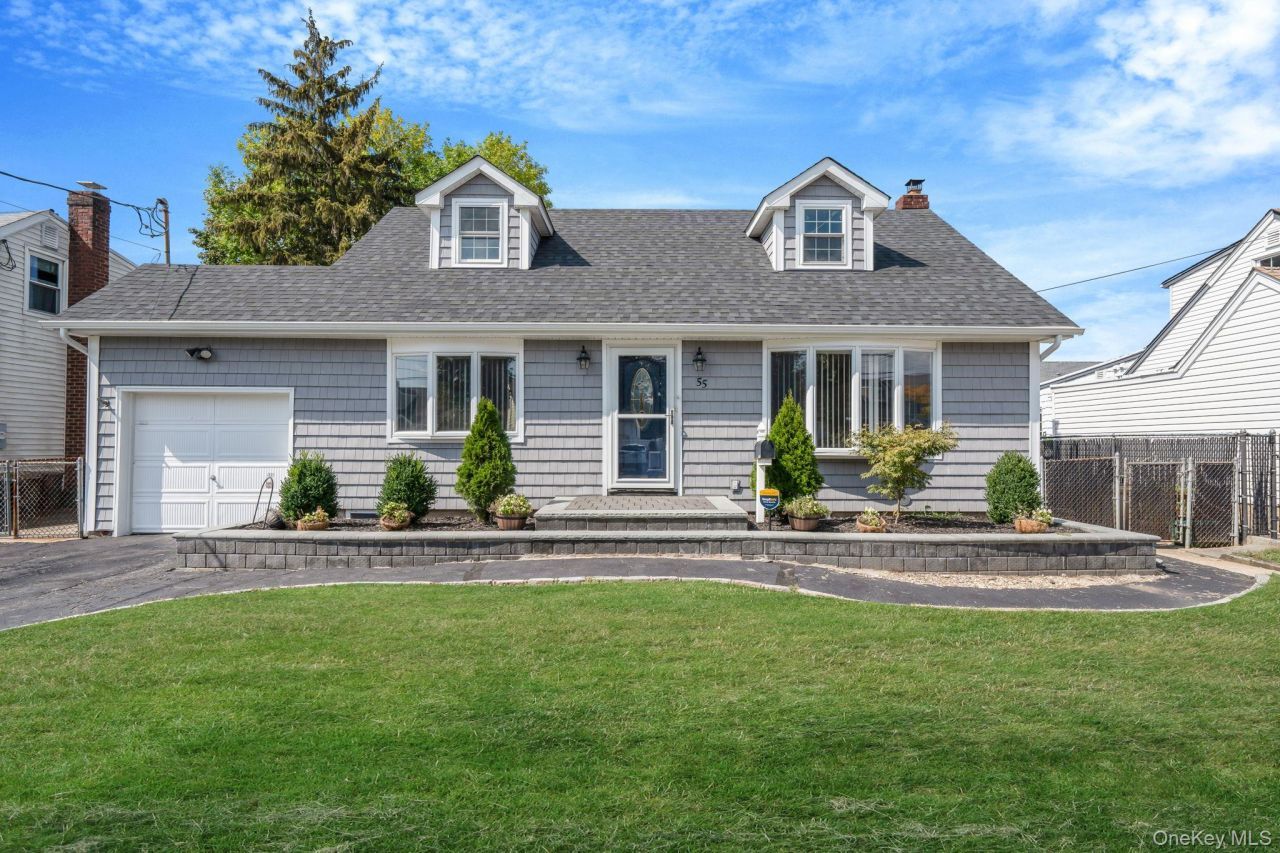 55 Barbara Drive, East Meadow, NY 11554 Main Photo