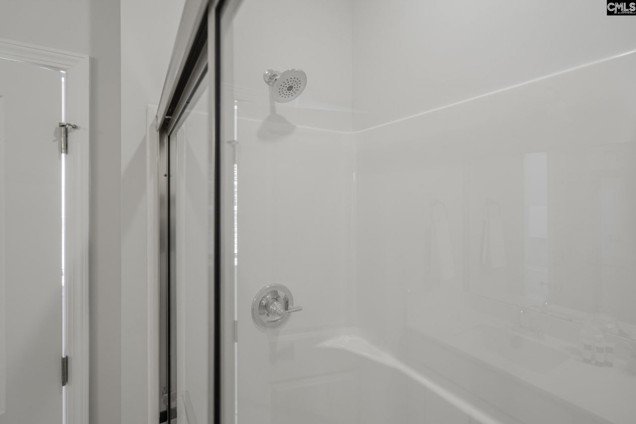 911 Blenheim Way Photo 17