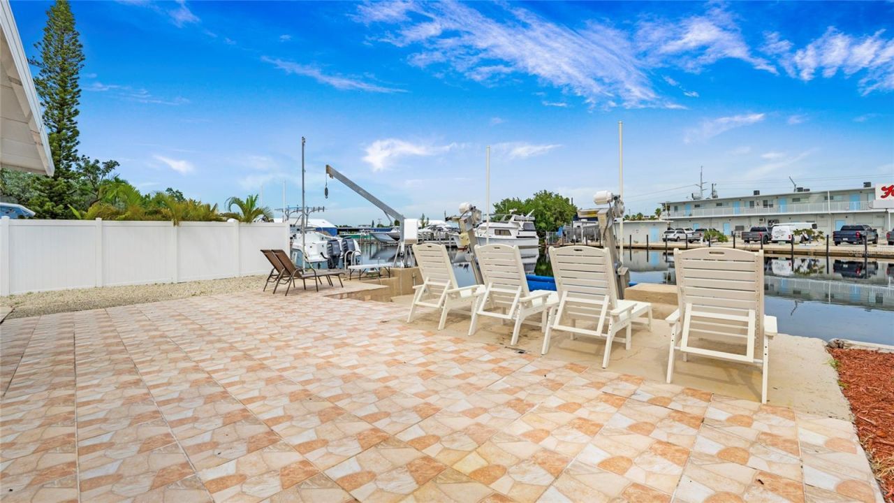 132 Gardenia Street, Tavernier, FL 33070 Photo