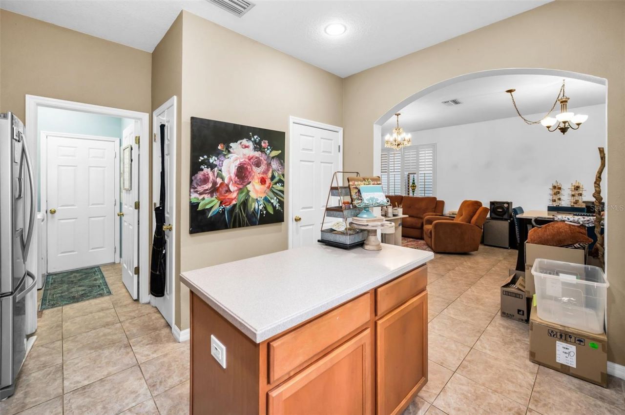 1033 Bella Vista Drive Ne, Saint Petersburg, FL 33702 Photo