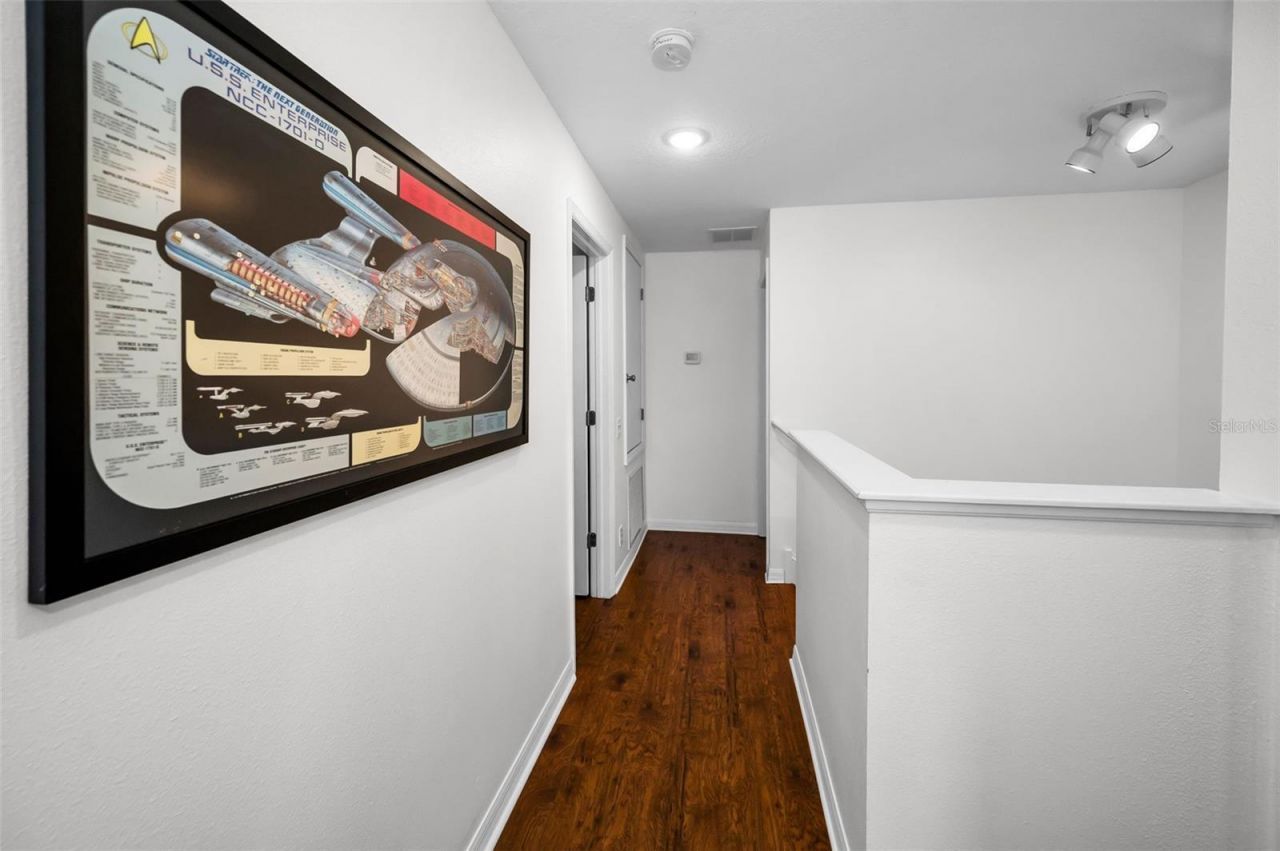 1033 Bella Vista Drive Ne, Saint Petersburg, FL 33702 Photo