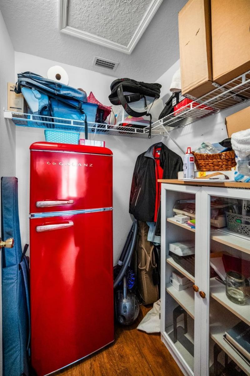 1033 Bella Vista Drive Ne, Saint Petersburg, FL 33702 Photo