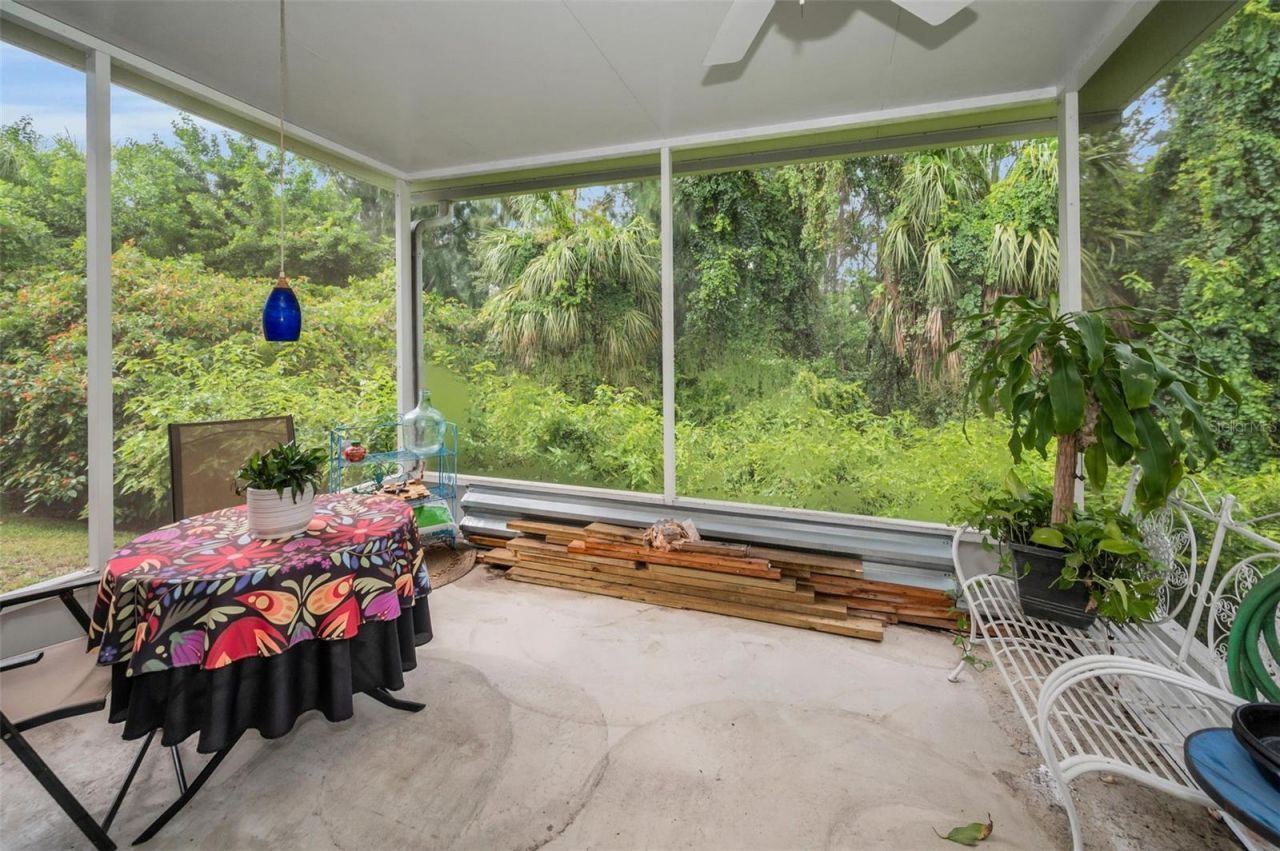 1033 Bella Vista Drive Ne, Saint Petersburg, FL 33702 Photo