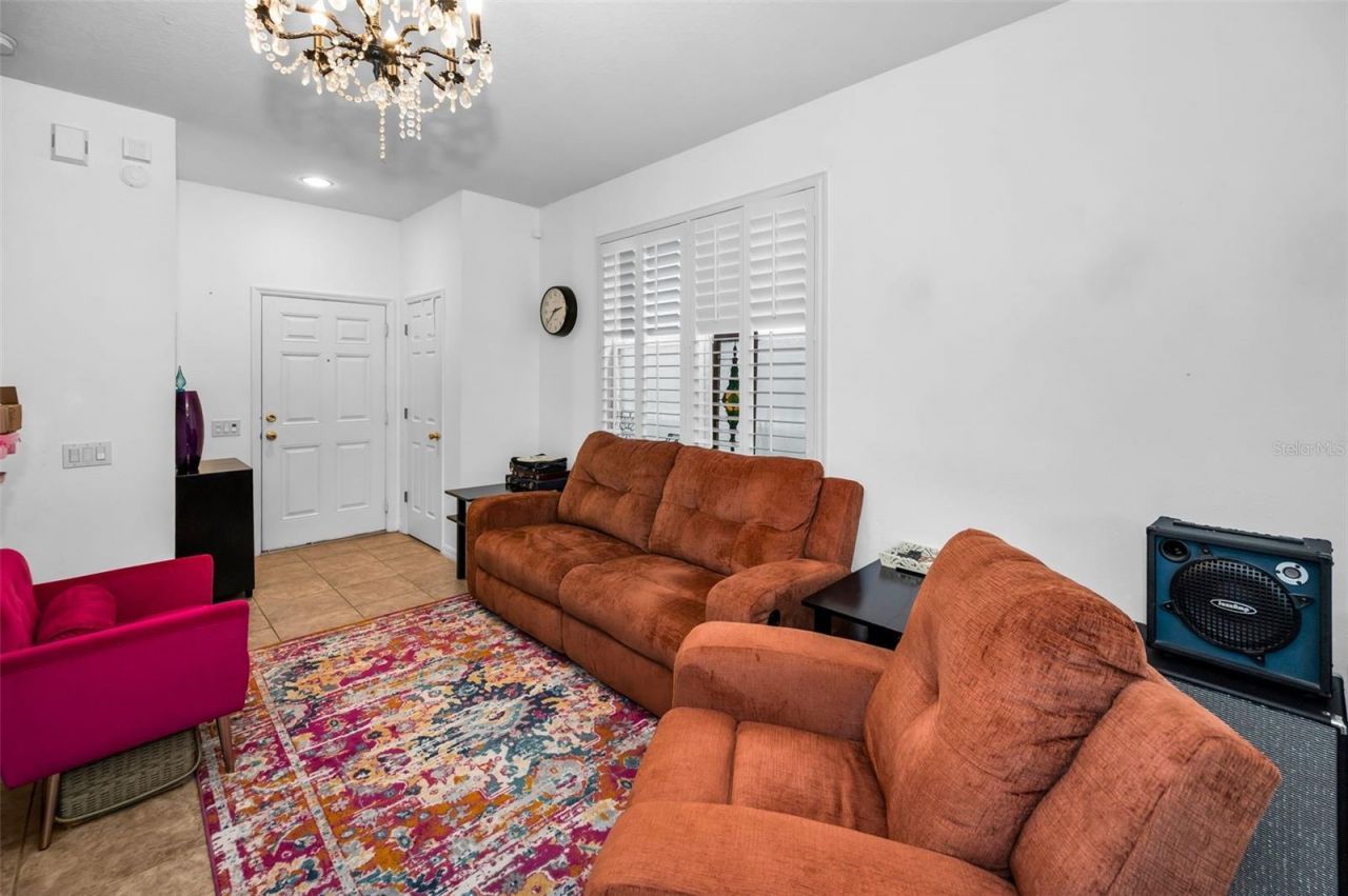 1033 Bella Vista Drive Ne, Saint Petersburg, FL 33702 Photo