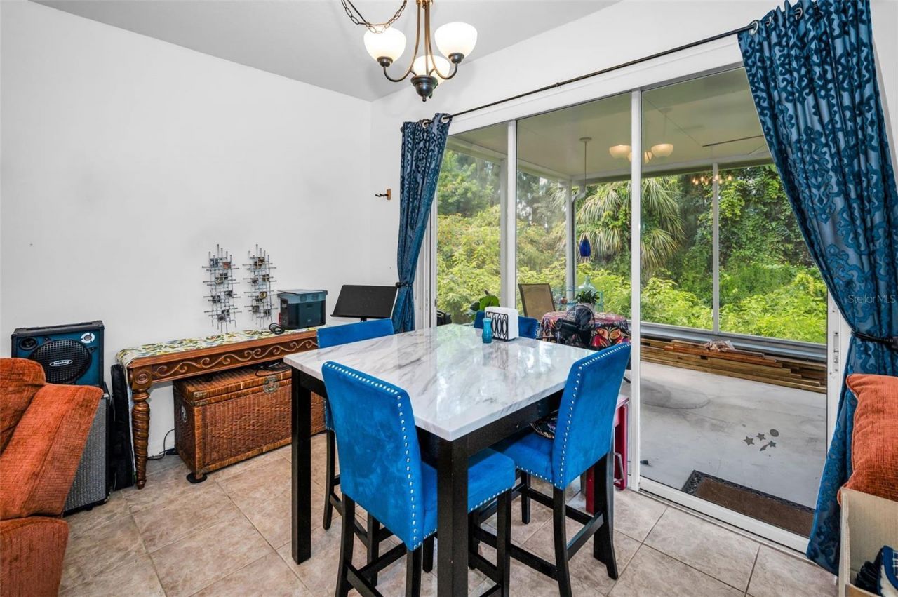 1033 Bella Vista Drive Ne, Saint Petersburg, FL 33702 Photo