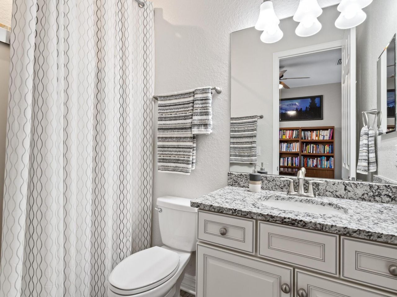 16532 Hillside Circle, Lakewood Ranch, FL 34202 Photo