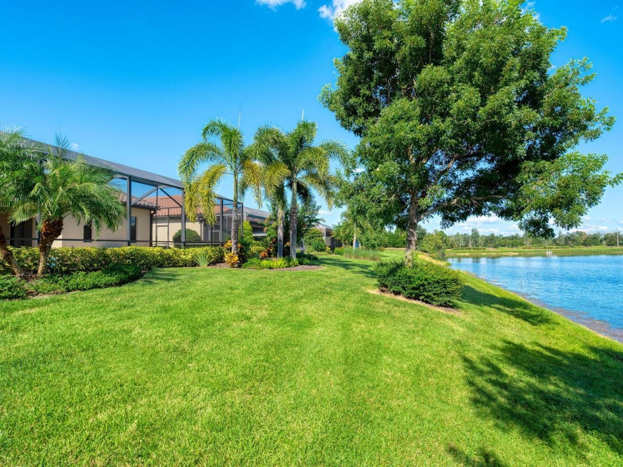 16532 Hillside Circle, Lakewood Ranch, FL 34202 Photo