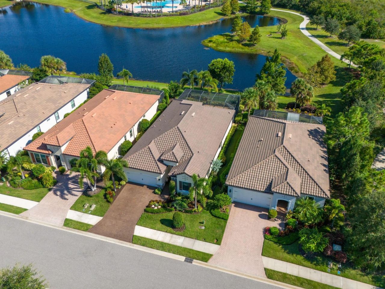 16532 Hillside Circle, Lakewood Ranch, FL 34202 Photo