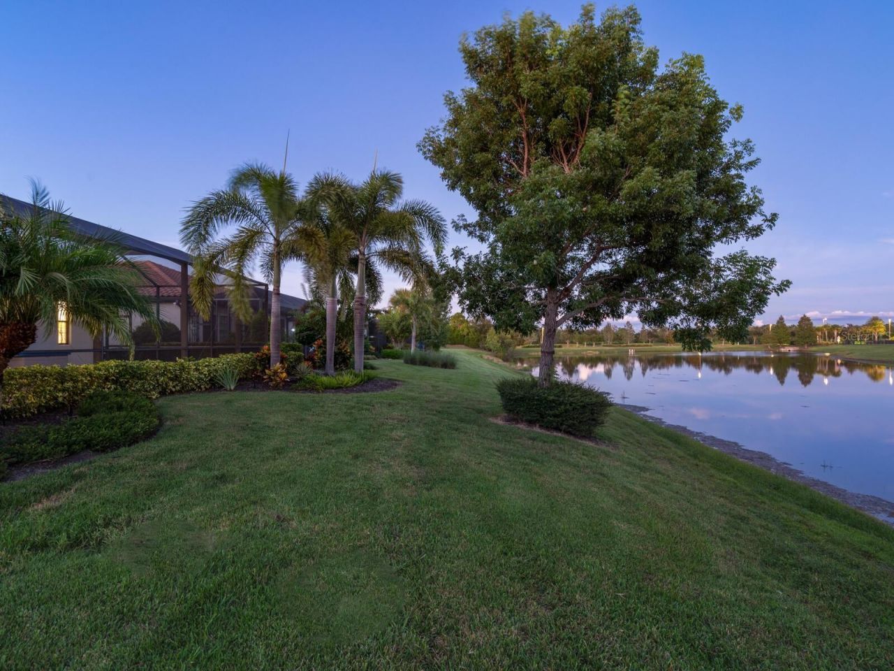 16532 Hillside Circle, Lakewood Ranch, FL 34202 Photo