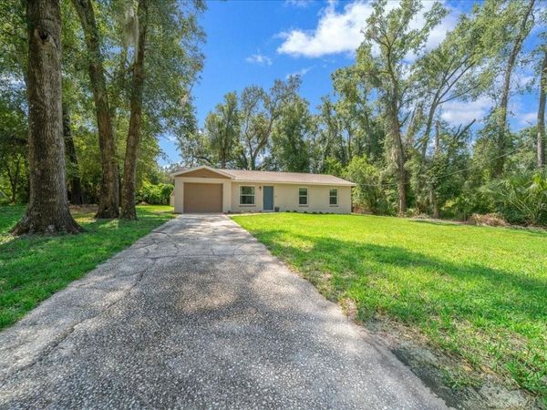 606 WILSON STREET, WILDWOOD, FL 34785