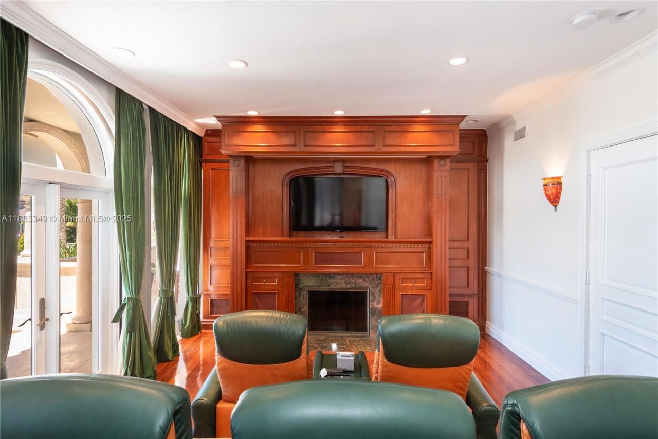 260 Cape Florida Dr, Key Biscayne, FL 33149 Photo