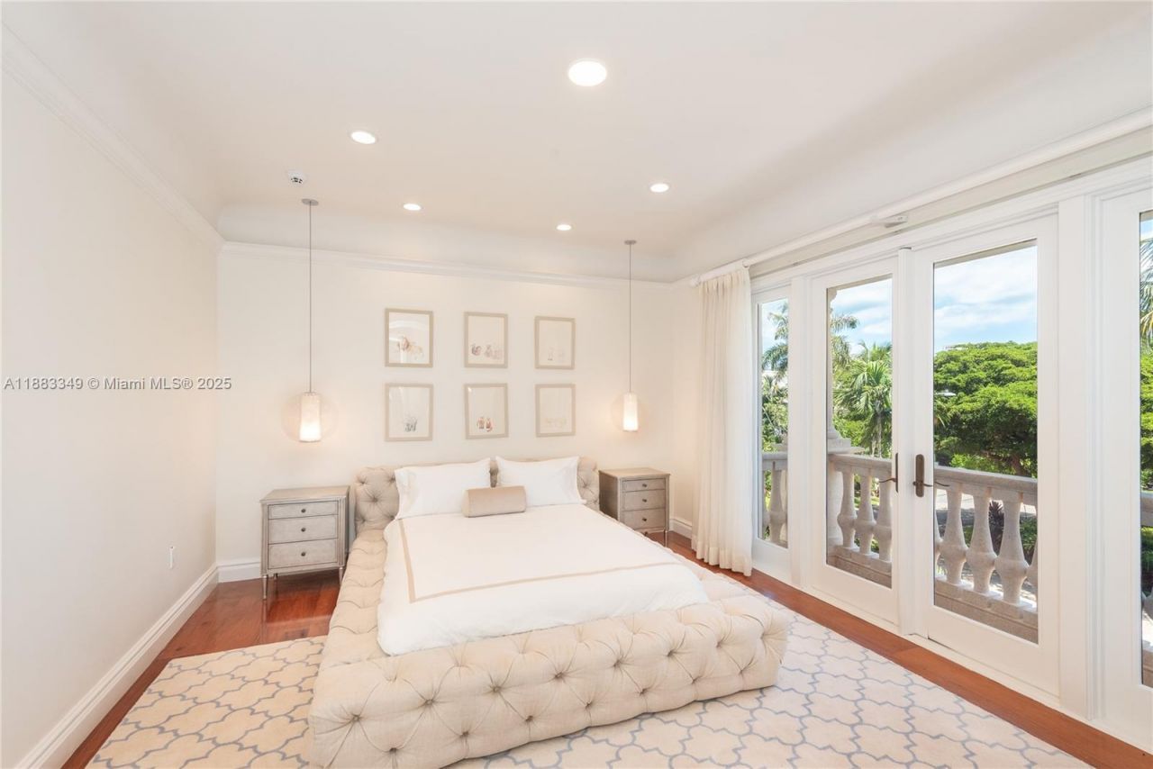 260 Cape Florida Dr, Key Biscayne, FL 33149 Photo