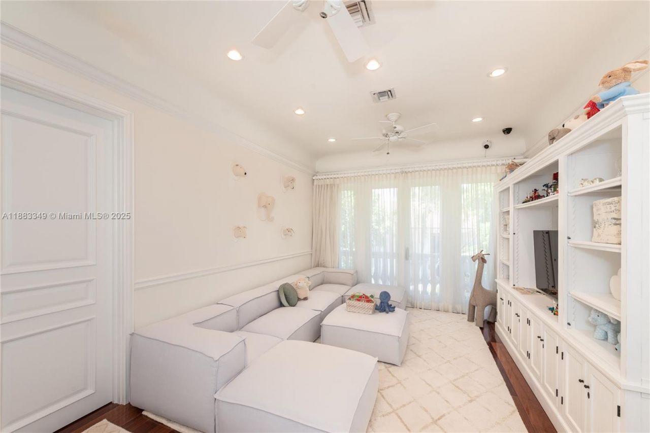 260 Cape Florida Dr, Key Biscayne, FL 33149 Photo