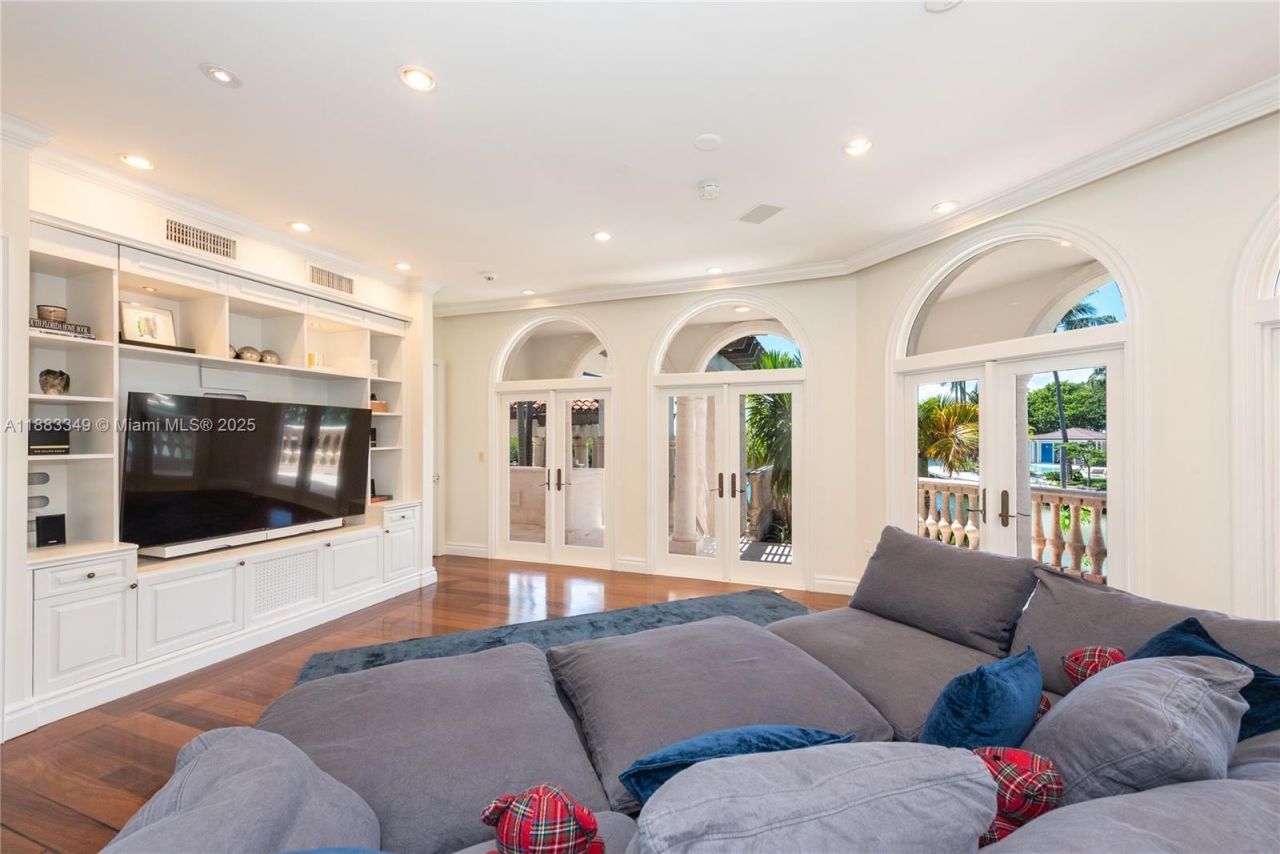 260 Cape Florida Dr, Key Biscayne, FL 33149 Photo