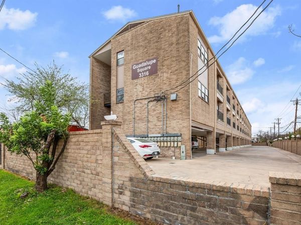 3316 Guadalupe ST, Unit 304, Austin, TX 78705