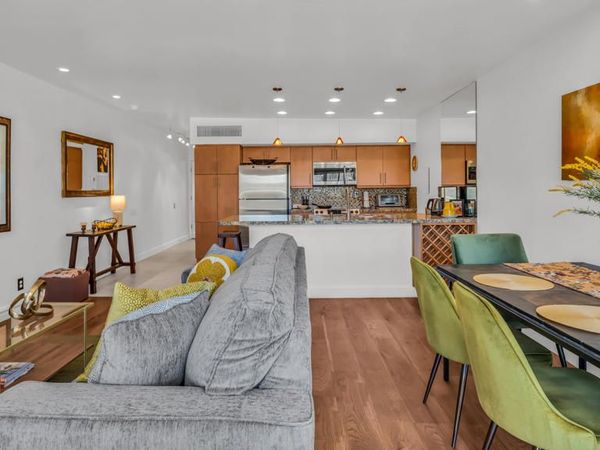 1655 E Palm Canyon Drive, Unit 202, Palm Springs, CA 92264