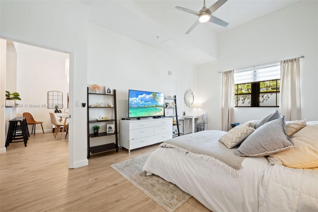 8390 SW 72nd Ave, Unit 314, Miami, FL 33143 Photo